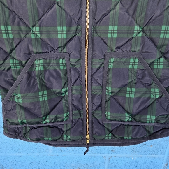 J. CREWWomen’s Printed Quilted Down Puffer Vest Navy/Green Sz XS Waterfowl Feath - Picture 8 of 8